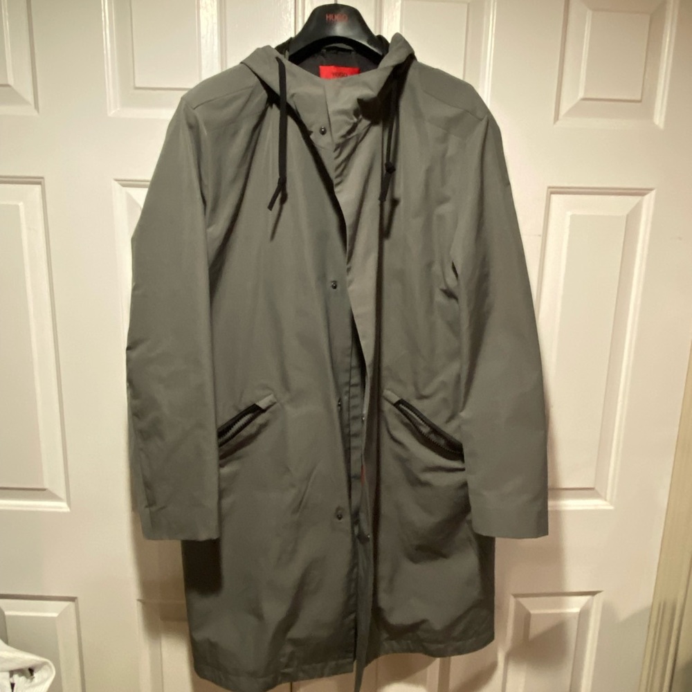 Hugo by Hugo Boss grey rain jacket 40R
